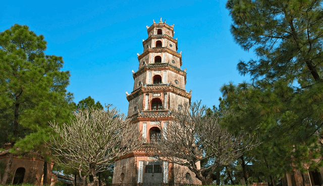 Hue Tour
